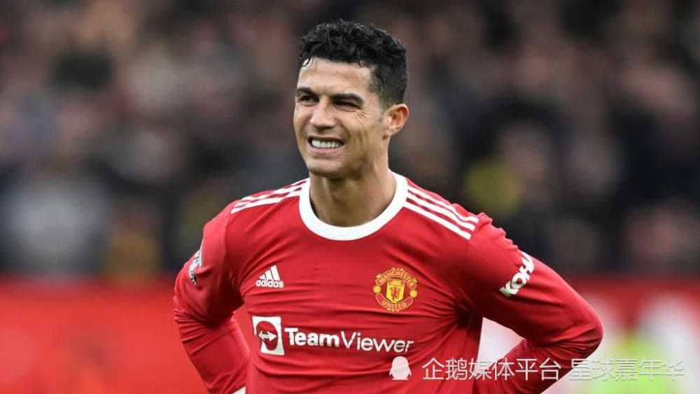 ESPN：尤文正在与曼城谈菲利普斯 曼城更希望永久转会而非租借“ESPN”消息，尤文图斯正在与曼城就菲利普斯的转会交易进行谈判，但目前双方仍有分歧。